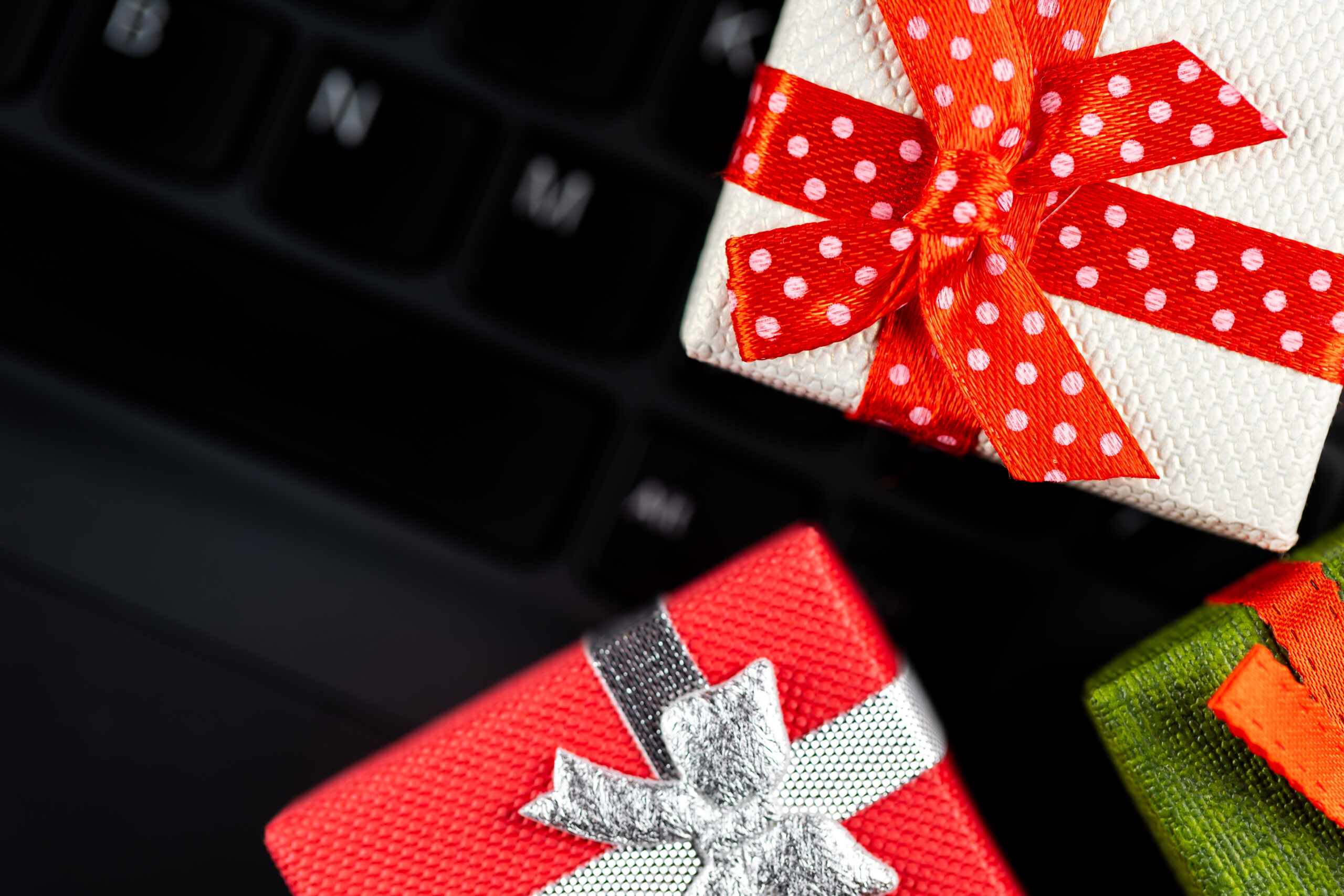 Read more about the article The 12 Cyber Threats of Christmas: Stay Safe Online with These Tips